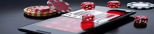 Brazilian woman using the 773BRL mobile app with a high-end roulette visual background